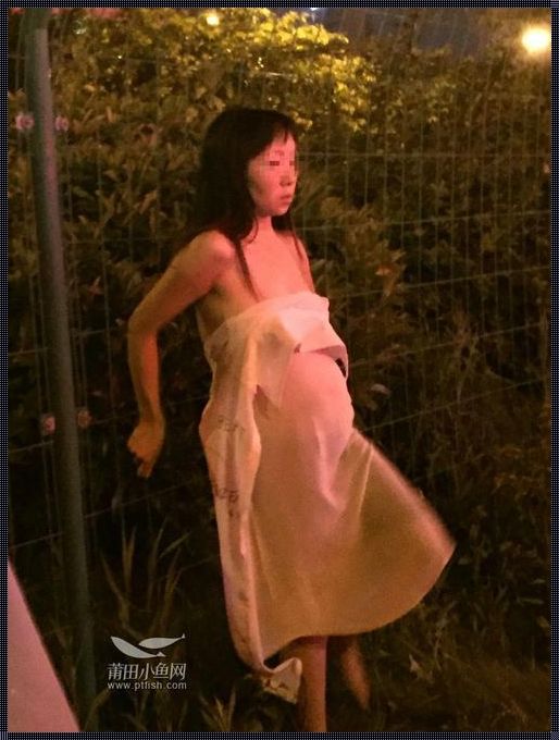 裸肤之下：女性摆脱衣着的束缚